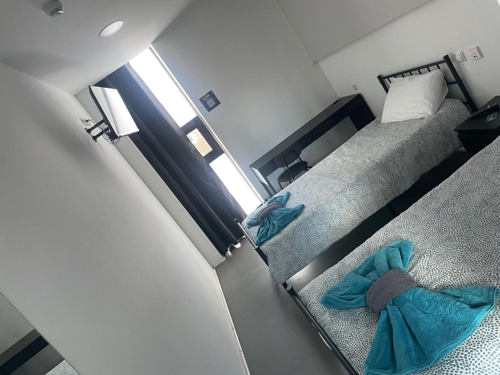 Hostal Nana B&B Arroyo de la Encomienda Bagian luar foto